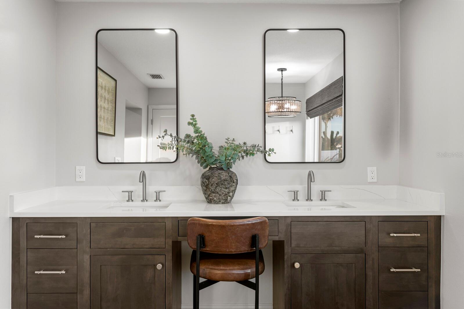 BROADWATER - Residential