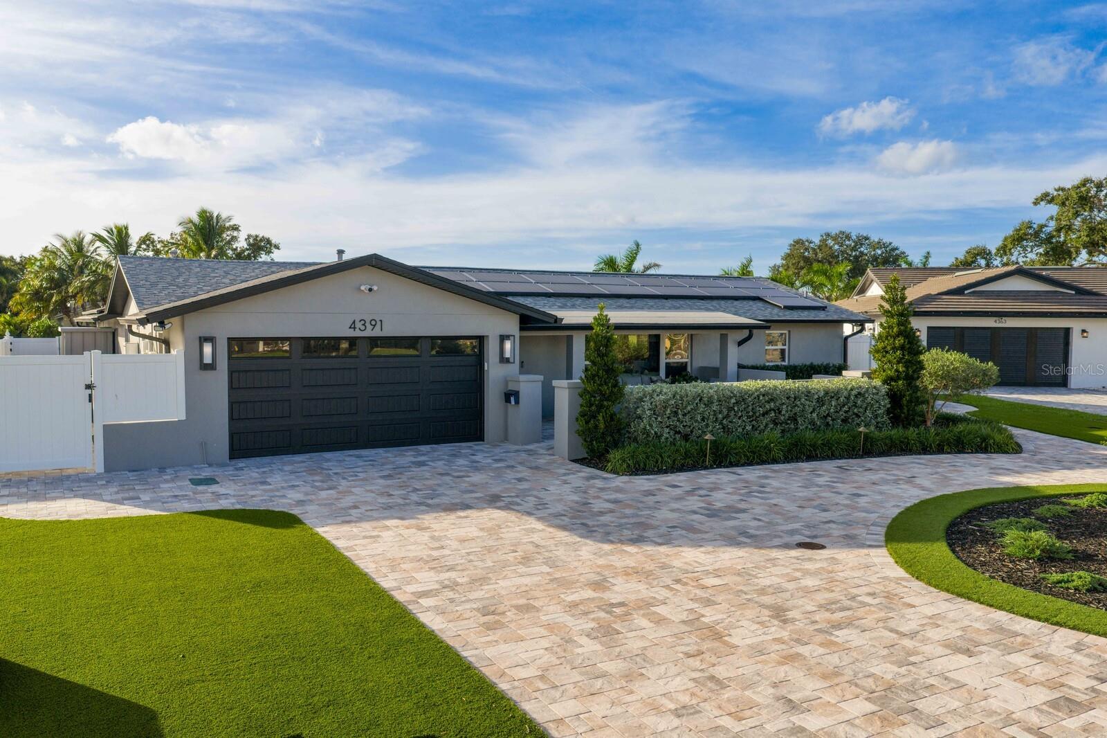 BROADWATER - Residential