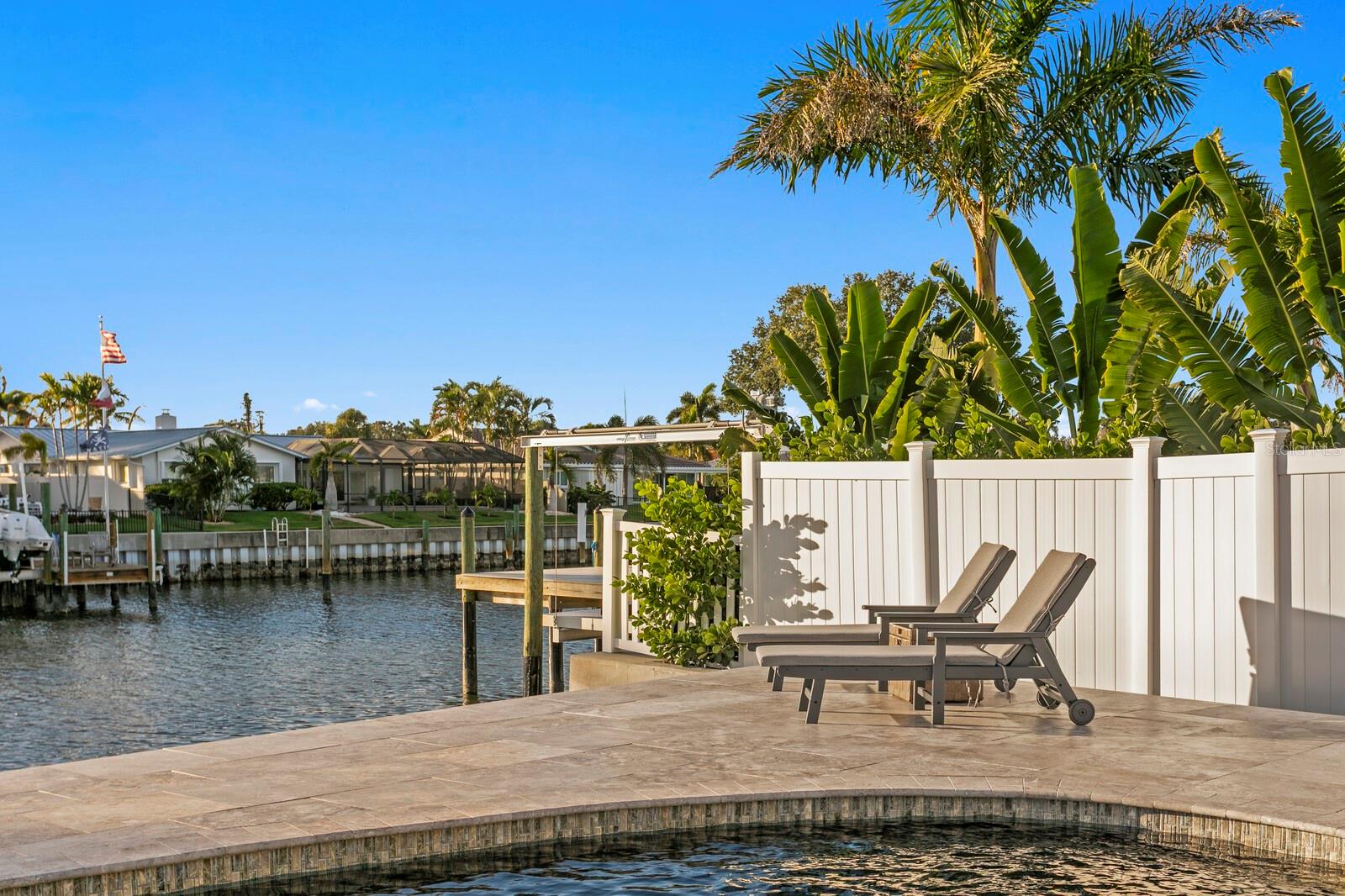 BROADWATER - Residential