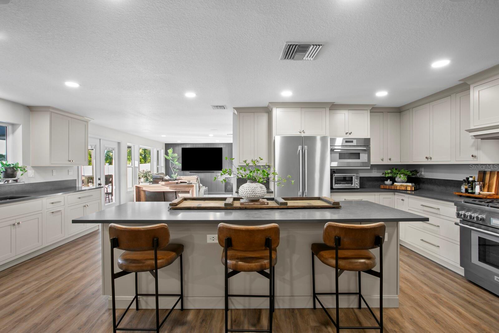 BROADWATER - Residential