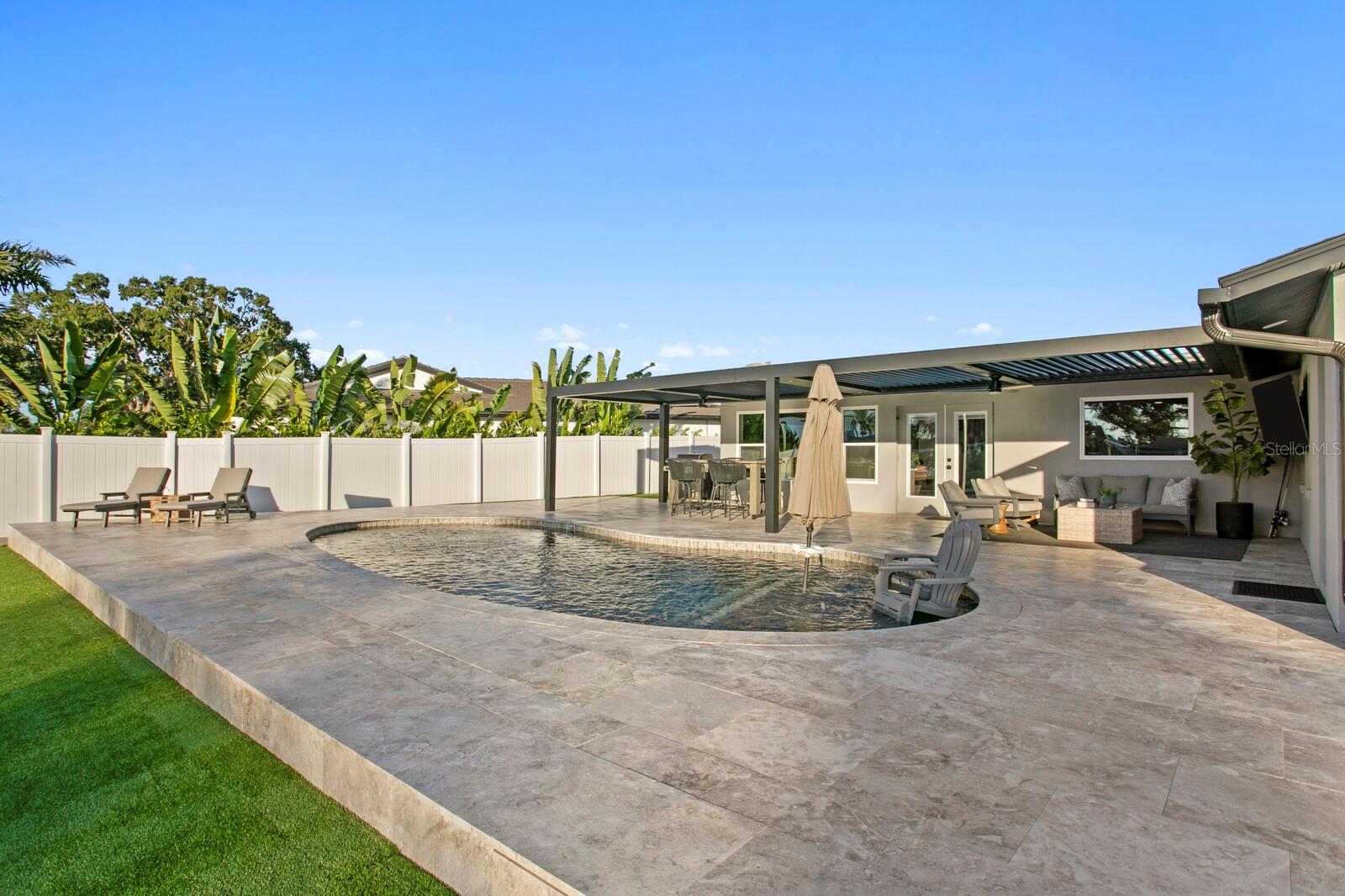 BROADWATER - Residential