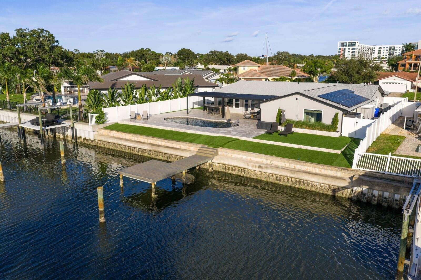 BROADWATER - Residential