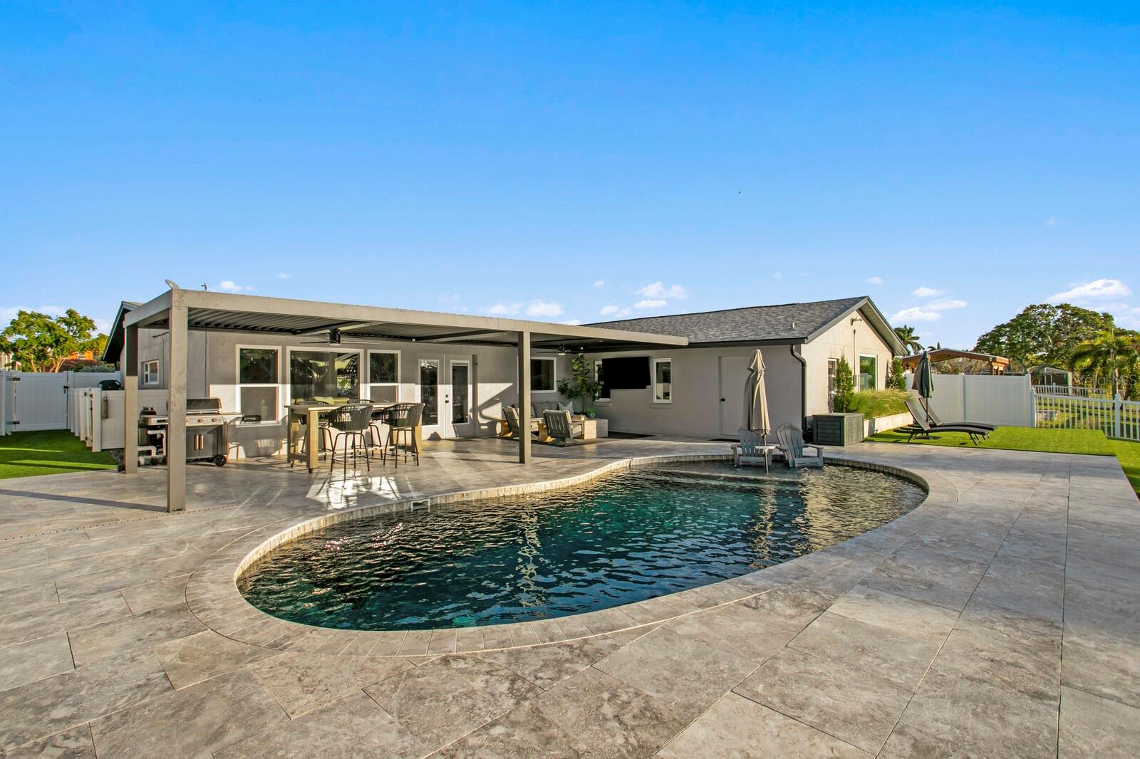 BROADWATER - Residential