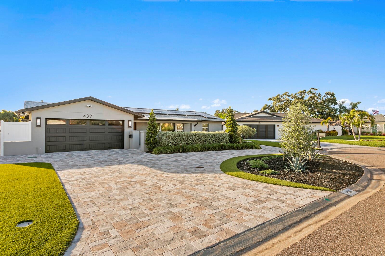 BROADWATER - Residential