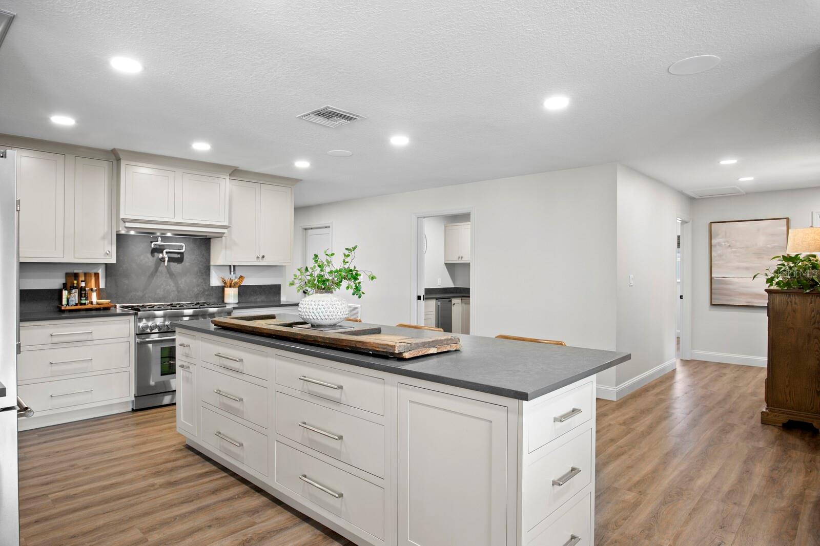 BROADWATER - Residential