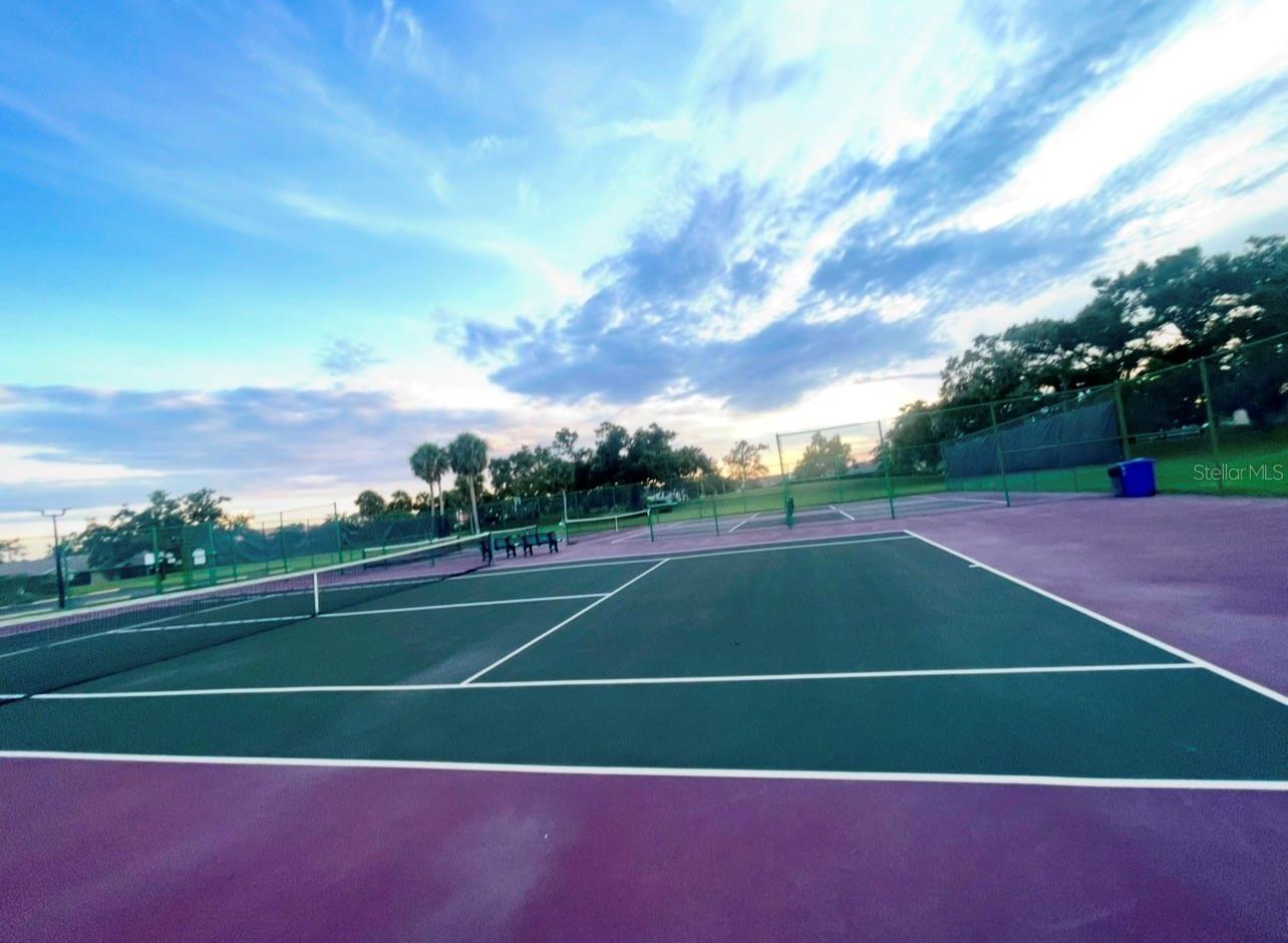 EAST VILLAGE MODEL CENTER - Residential