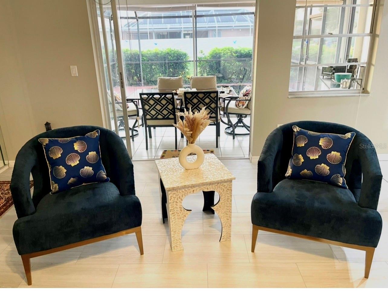 EAST VILLAGE MODEL CENTER - Residential