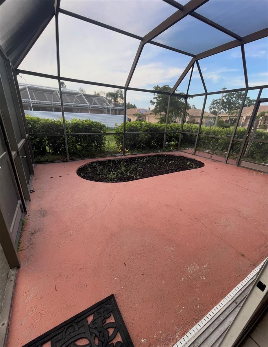 EAST VILLAGE MODEL CENTER - Residential