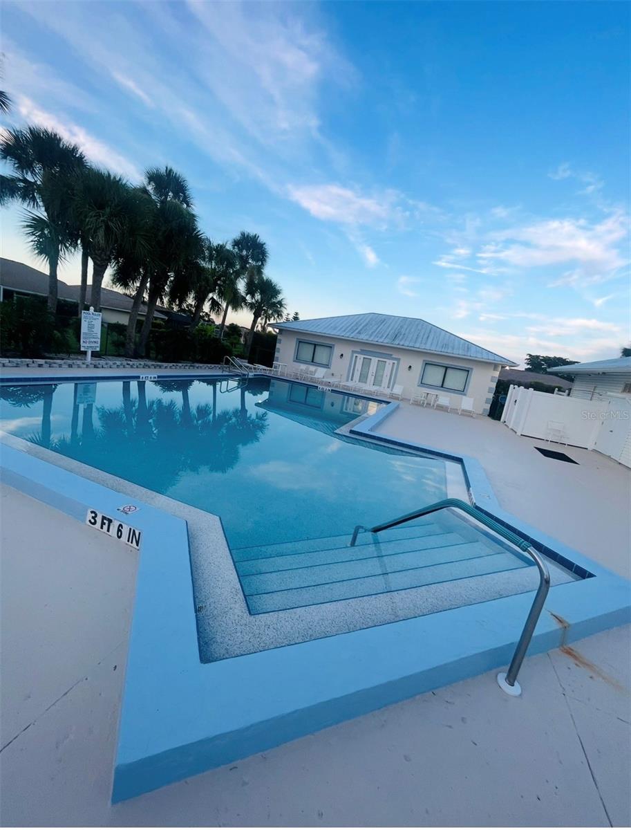 EAST VILLAGE MODEL CENTER - Residential