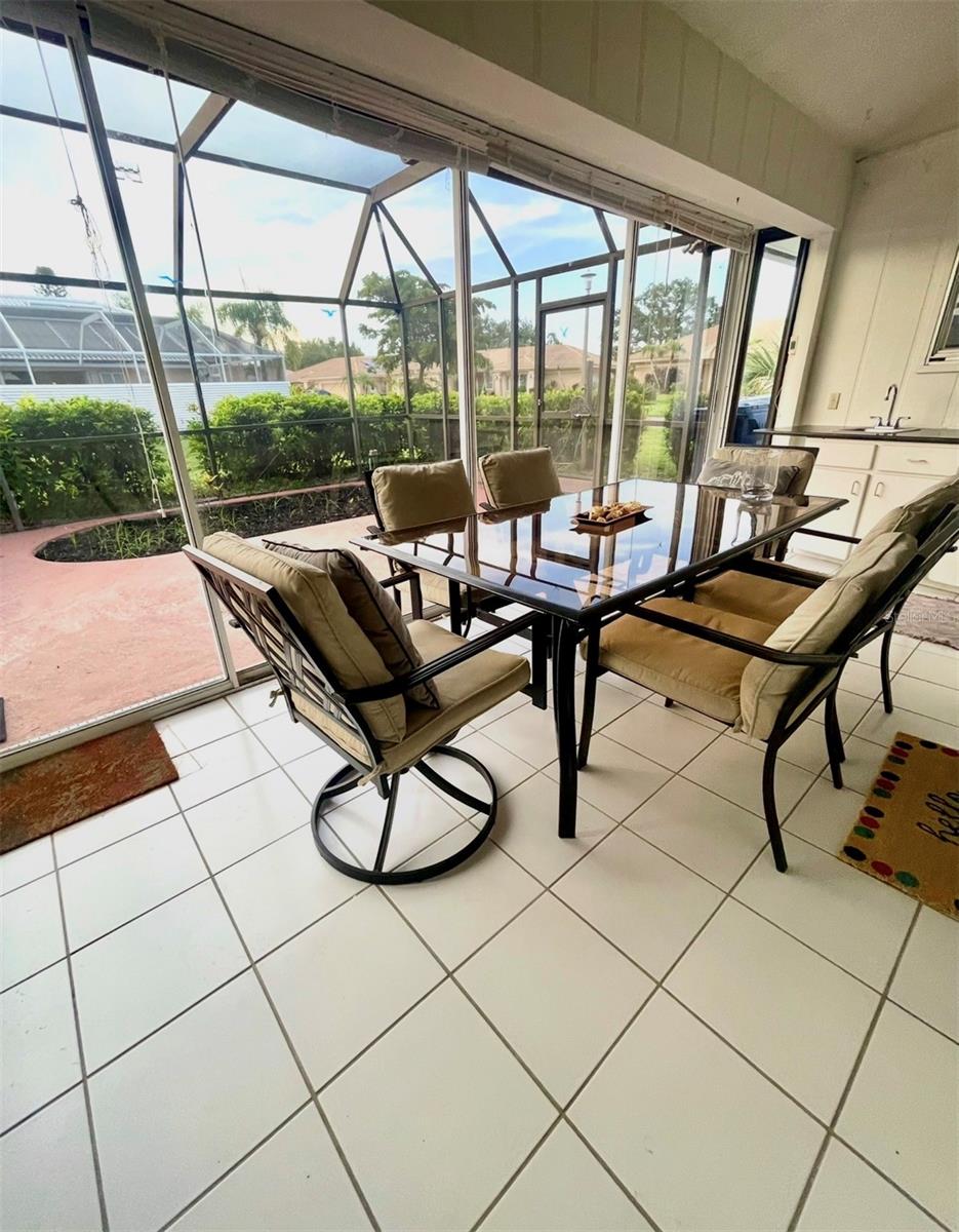 EAST VILLAGE MODEL CENTER - Residential