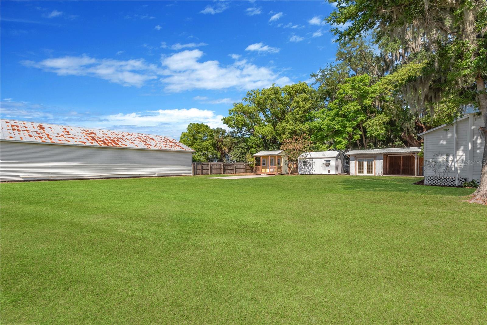 BROWN & WILSONS - Residential