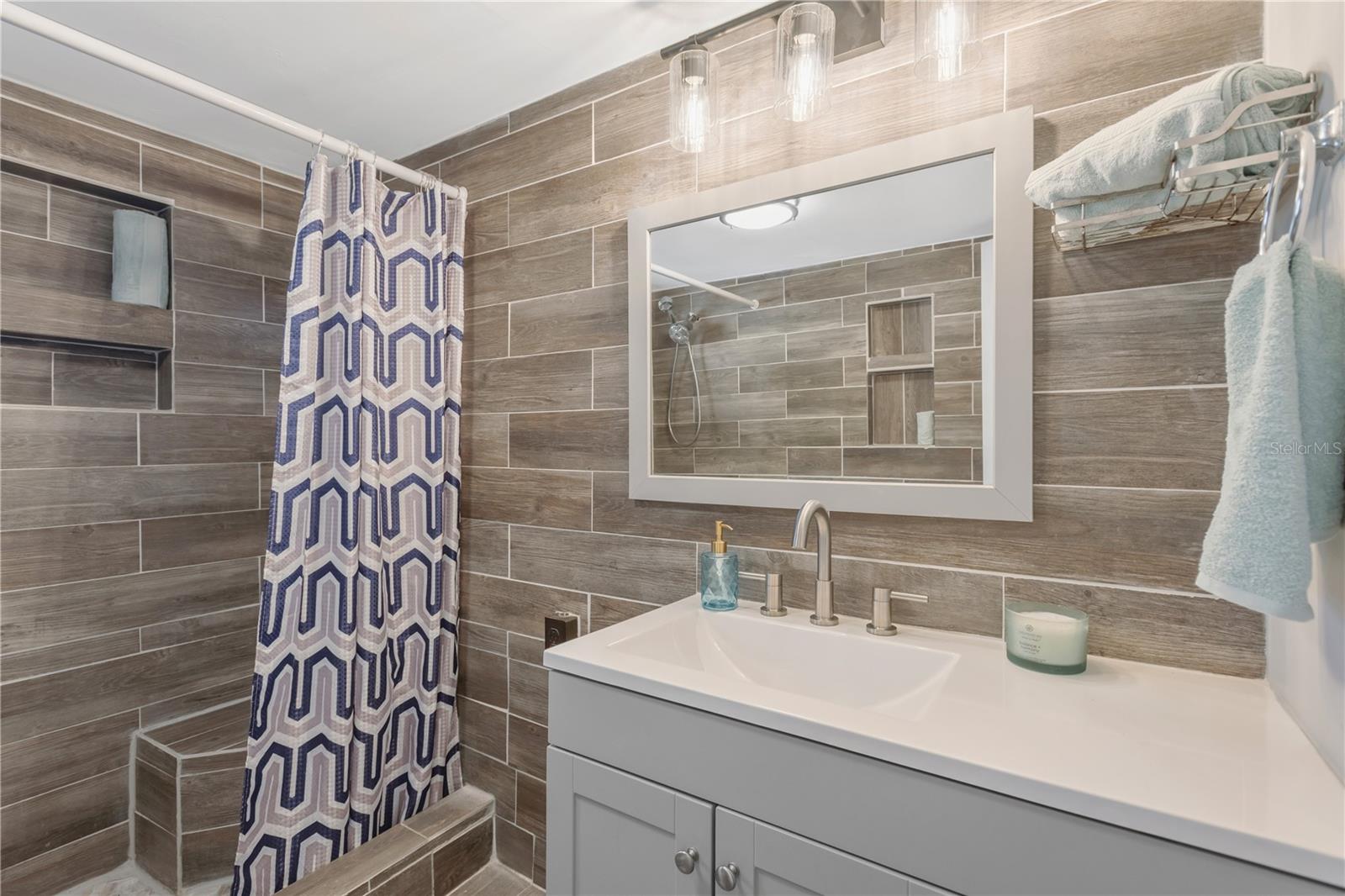 BROWN & WILSONS - Residential