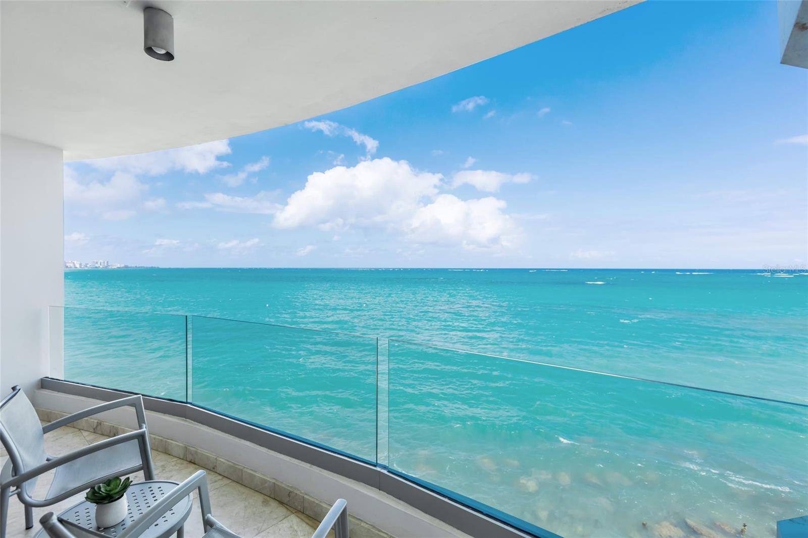 AZURE BEACH - Residential