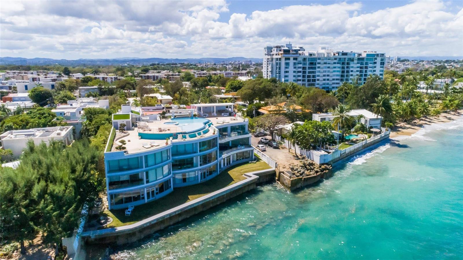 AZURE BEACH - Residential