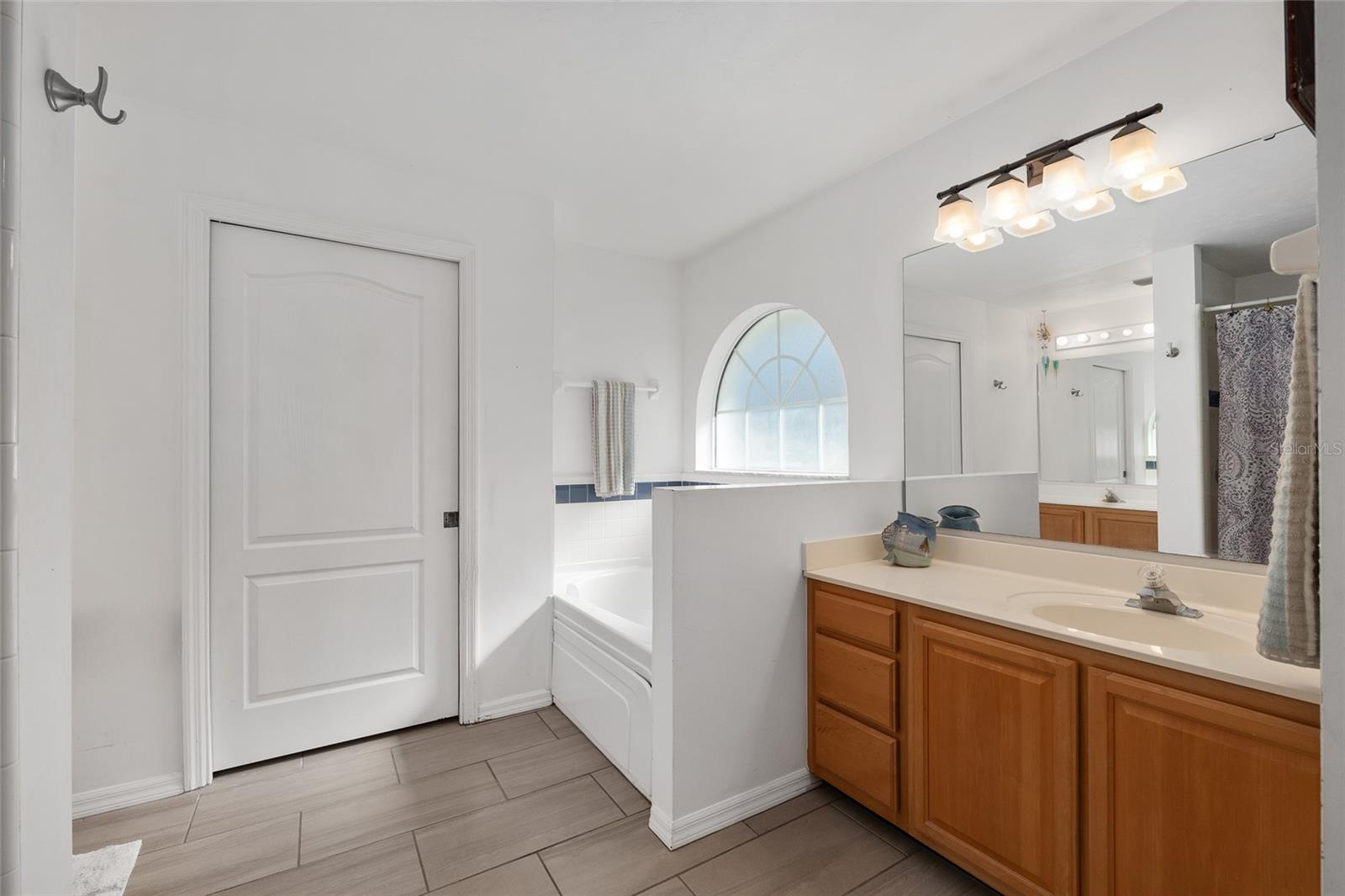 FOREST GROVE FARMS - Residential