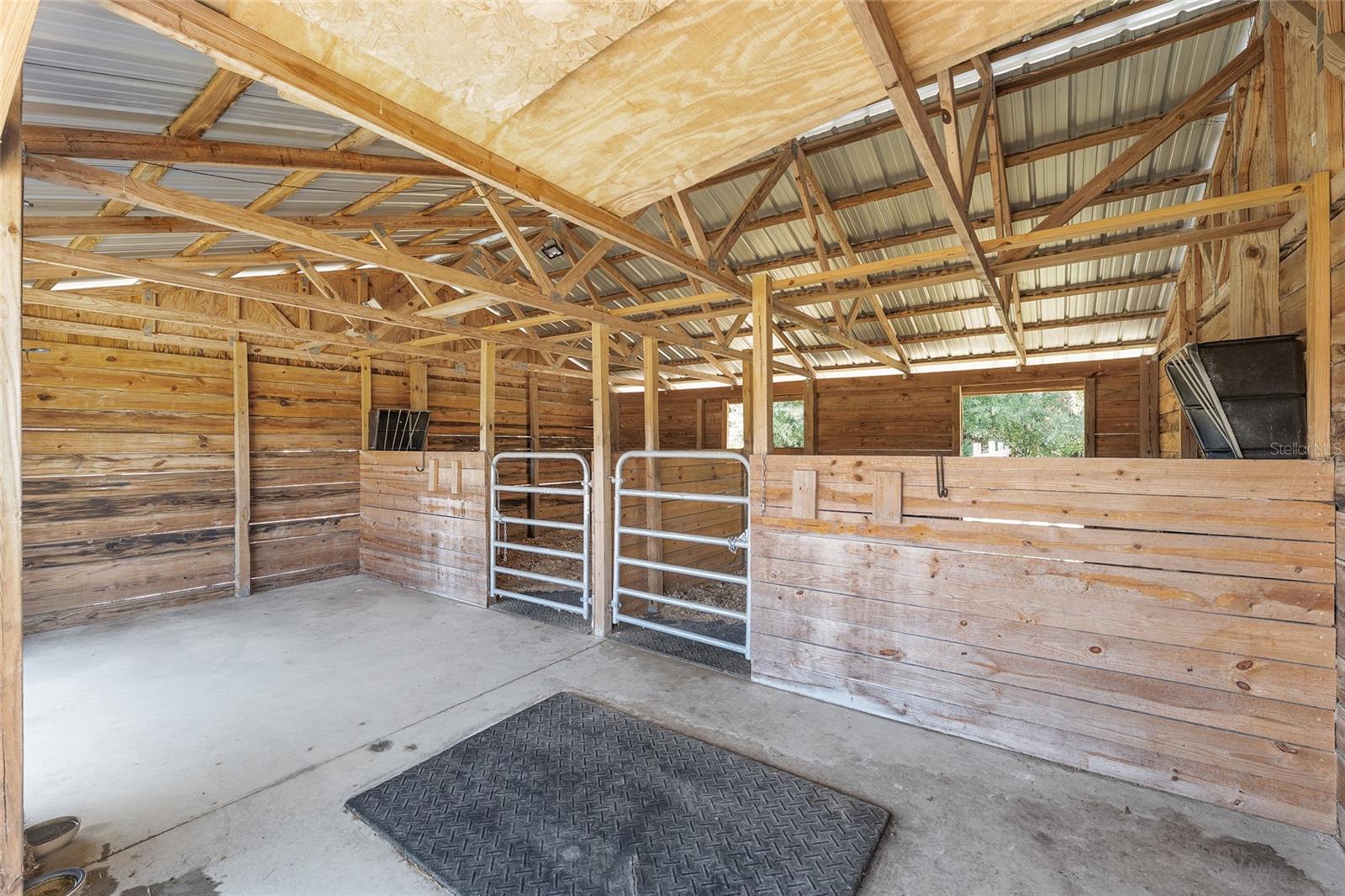 FOREST GROVE FARMS - Residential