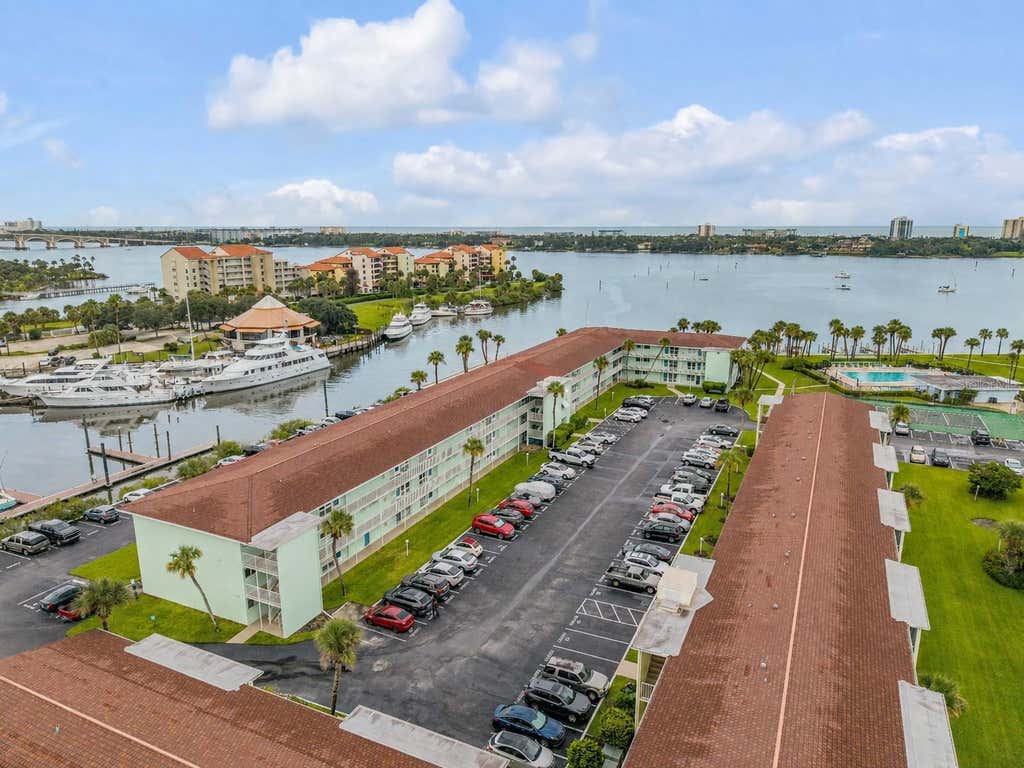 Photo of 715 S Beach Street #214D, Daytona Beach, FL 32114 (MLS # O6436533)