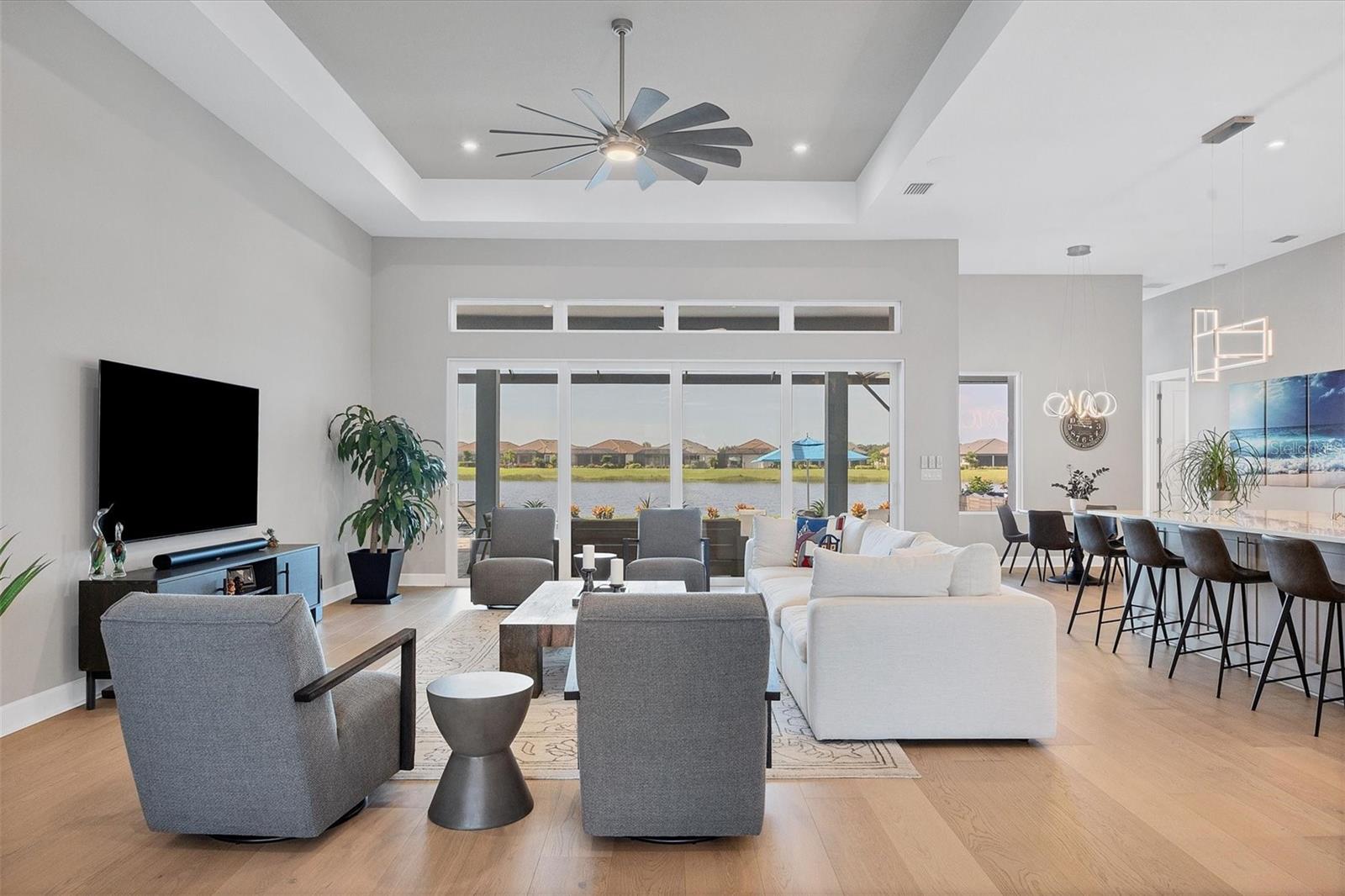 AZARIO ESPLANADE - Residential