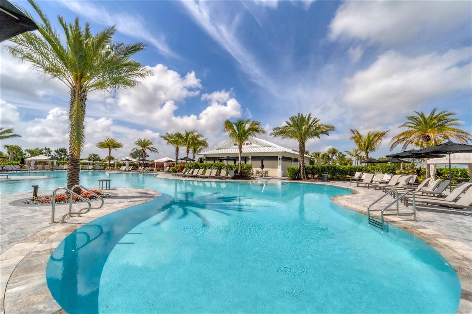 AZARIO ESPLANADE - Residential