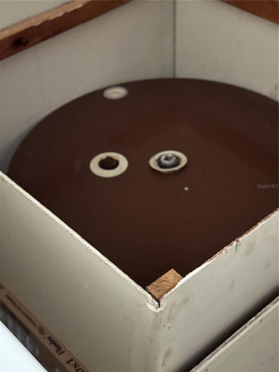 FLORAL LAKES - Residential