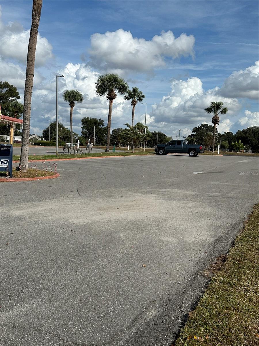 FLORAL LAKES - Residential