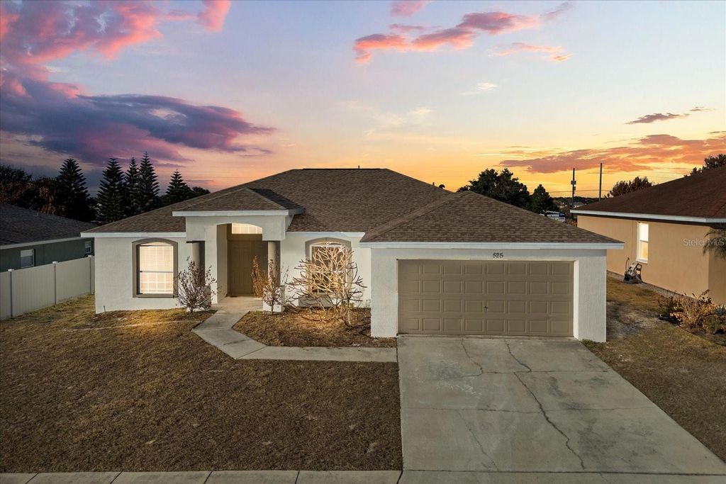 Photo of 525 Drayton Road, Winter Haven, FL 33884 (MLS # R4910727)