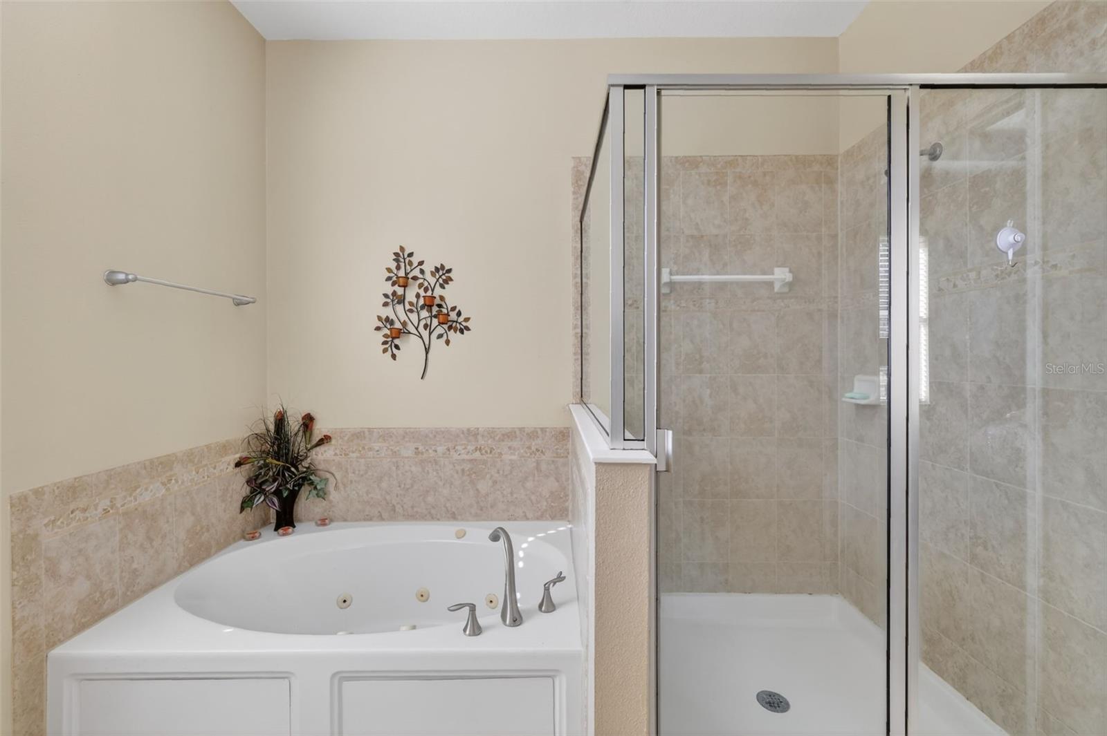 STONEYBROOK HILLS 18 - Residential