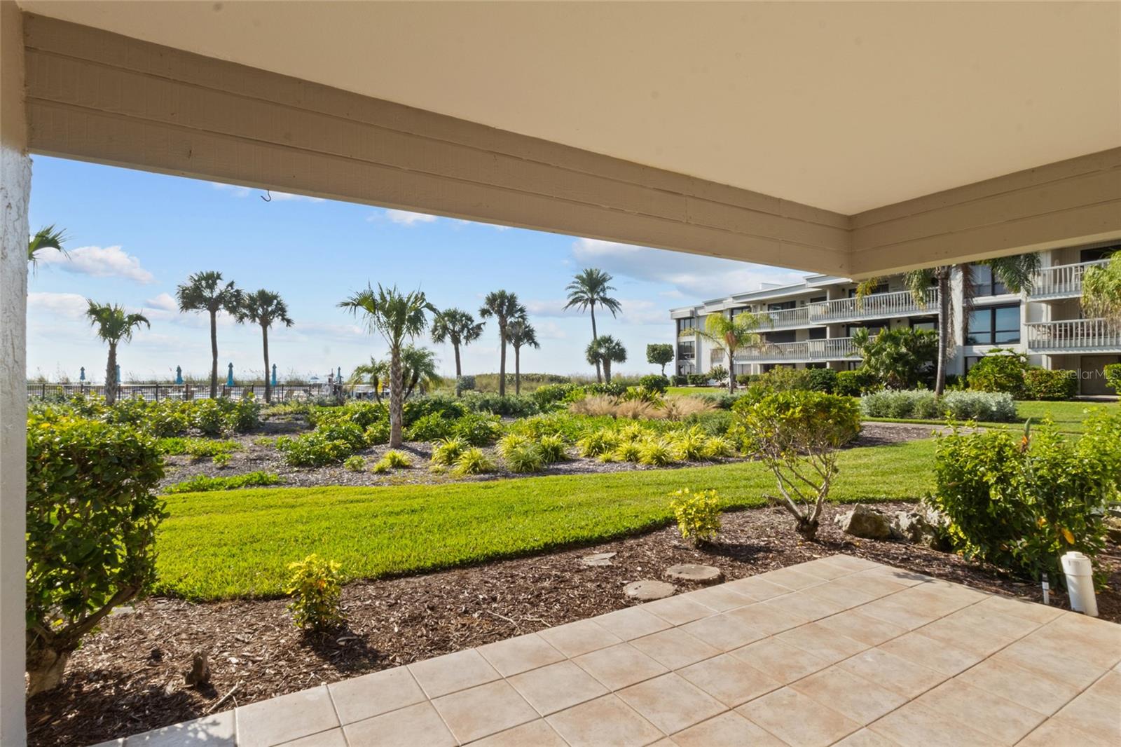 THE SHORE - Residential