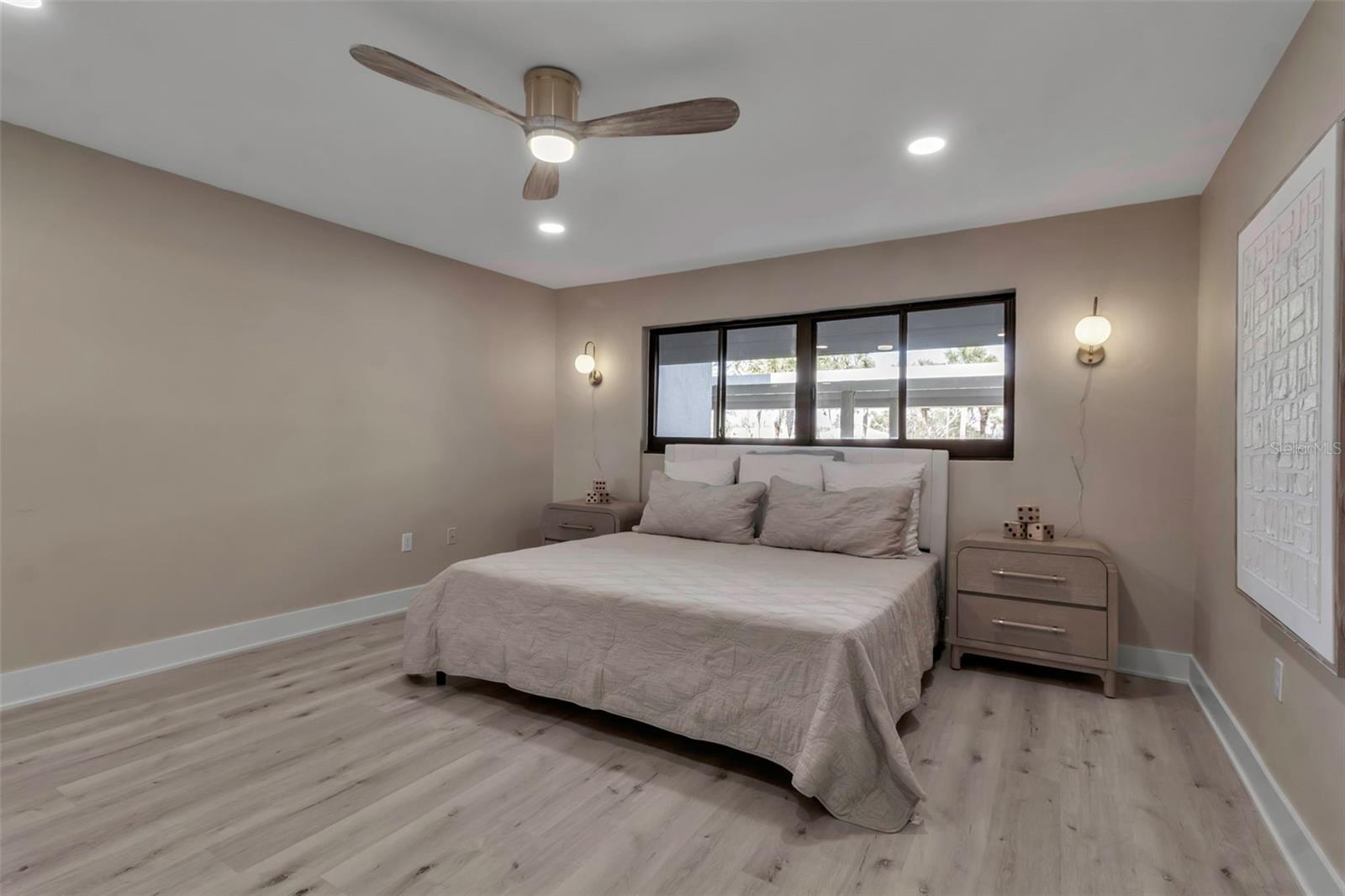 THE SHORE - Residential