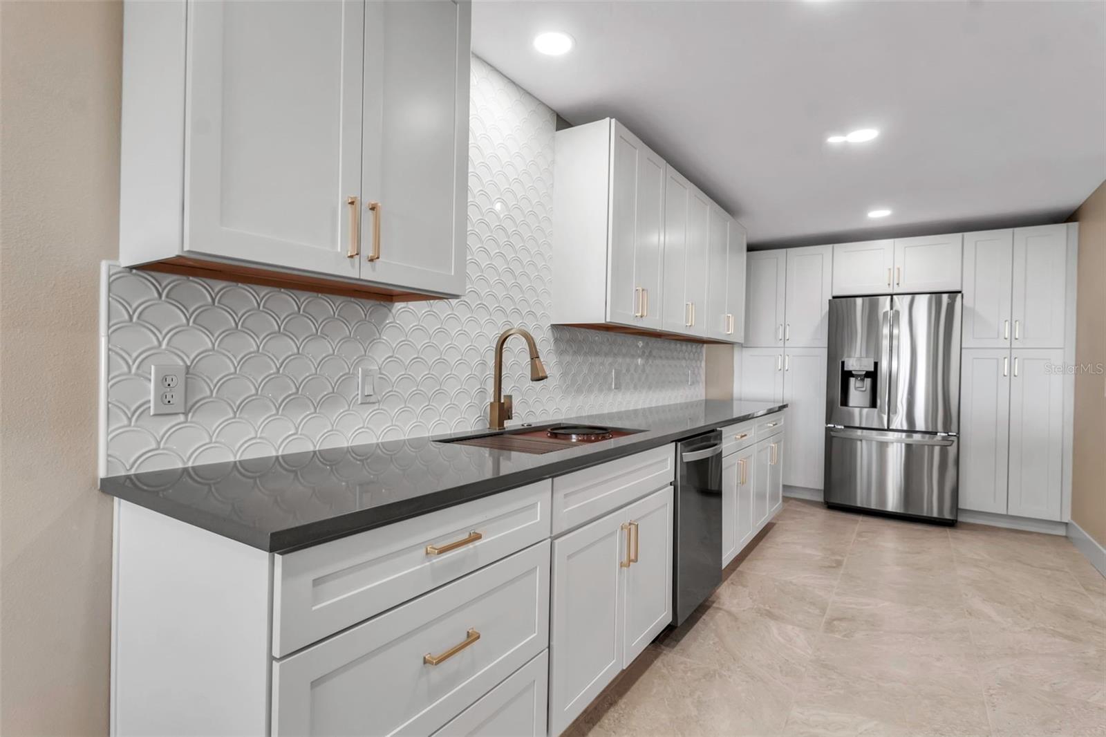 THE SHORE - Residential