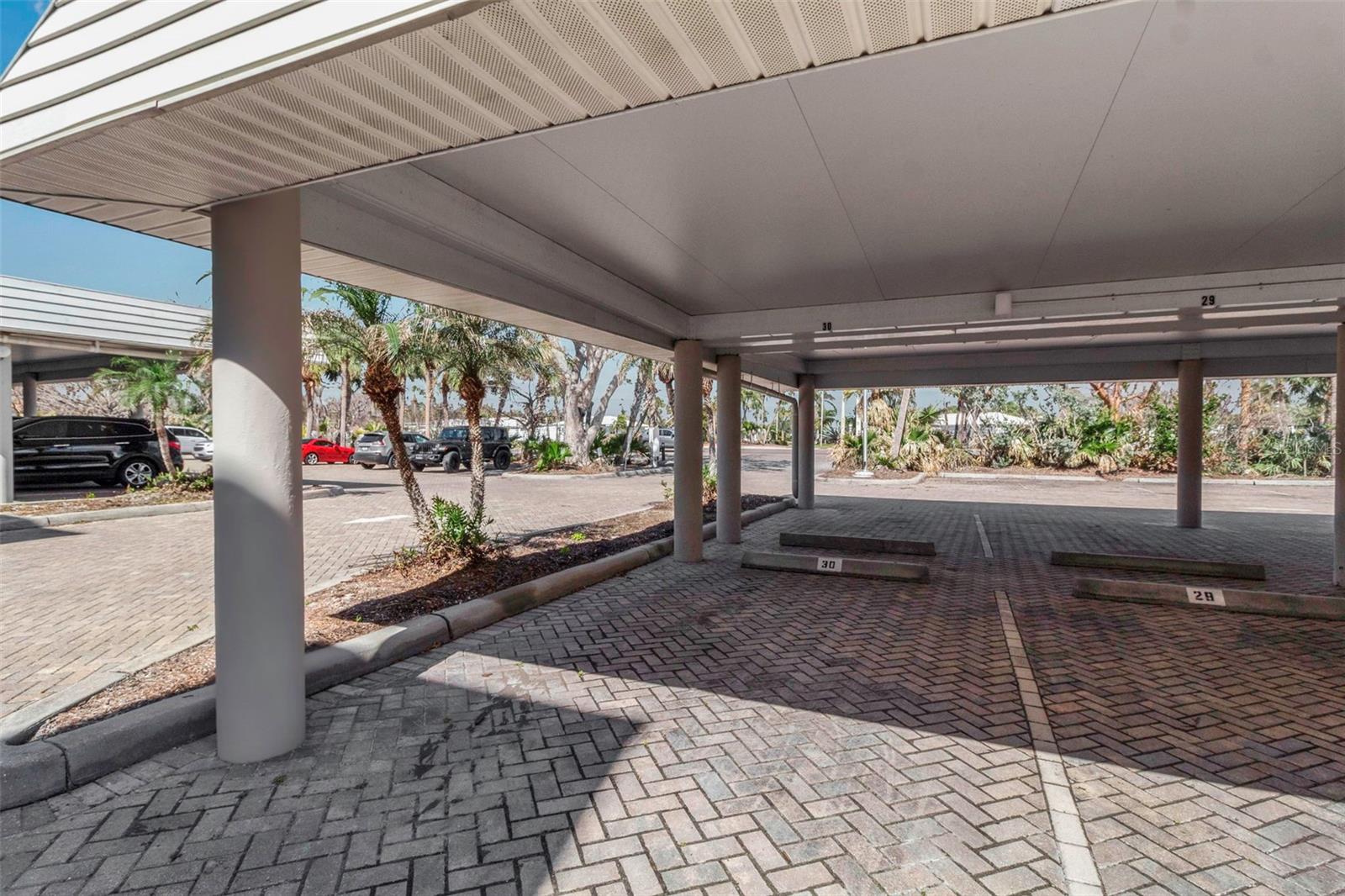 THE SHORE - Residential