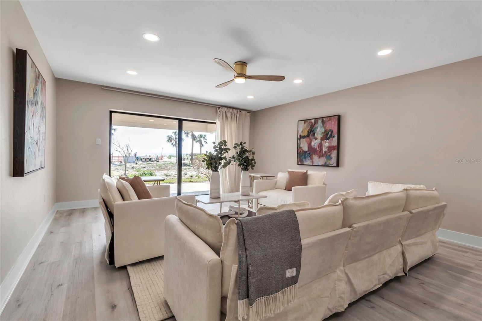 THE SHORE - Residential