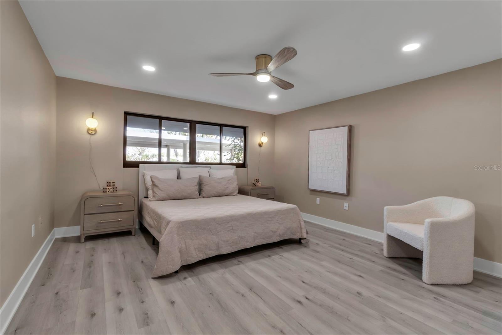 THE SHORE - Residential