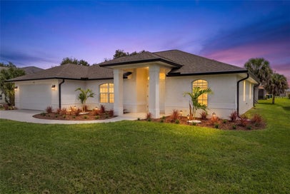 Search Sarasota & Manatee County Homes 71 209 BROADMOOR LANE ROTONDA WEST FL 33947