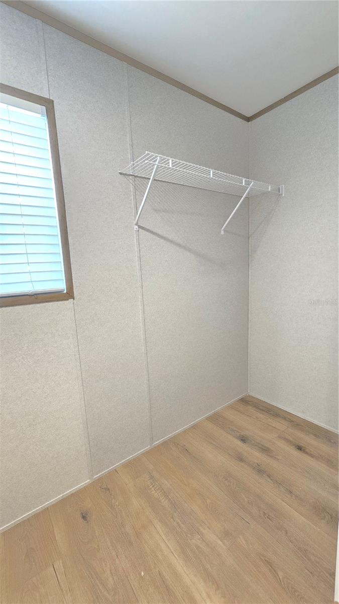 MOON LAKE ESTATES - Residential