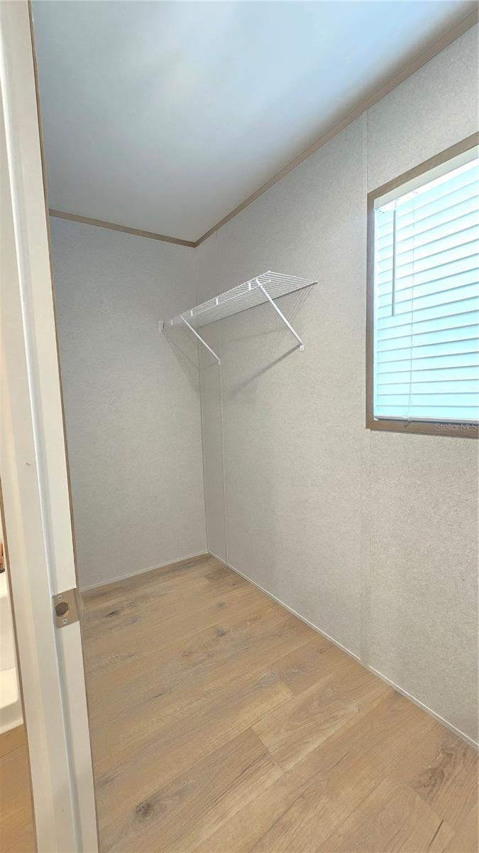 MOON LAKE ESTATES - Residential