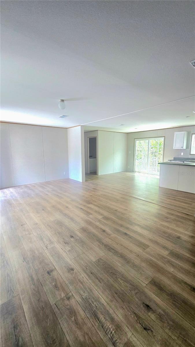 MOON LAKE ESTATES - Residential