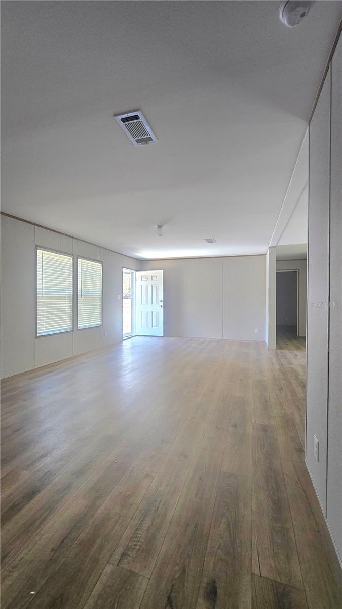 MOON LAKE ESTATES - Residential