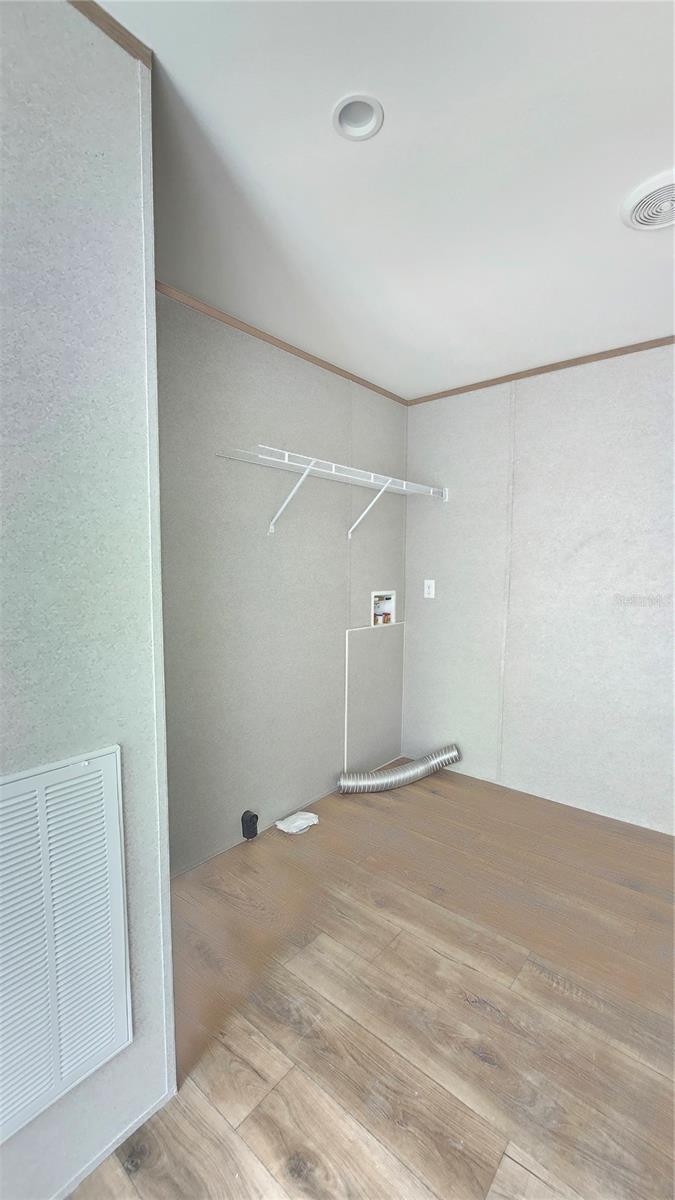 MOON LAKE ESTATES - Residential