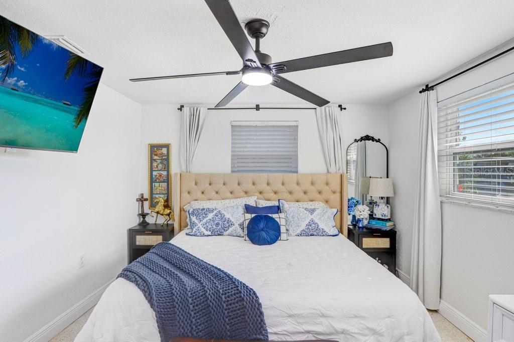 PLEASURE ISLES - Residential