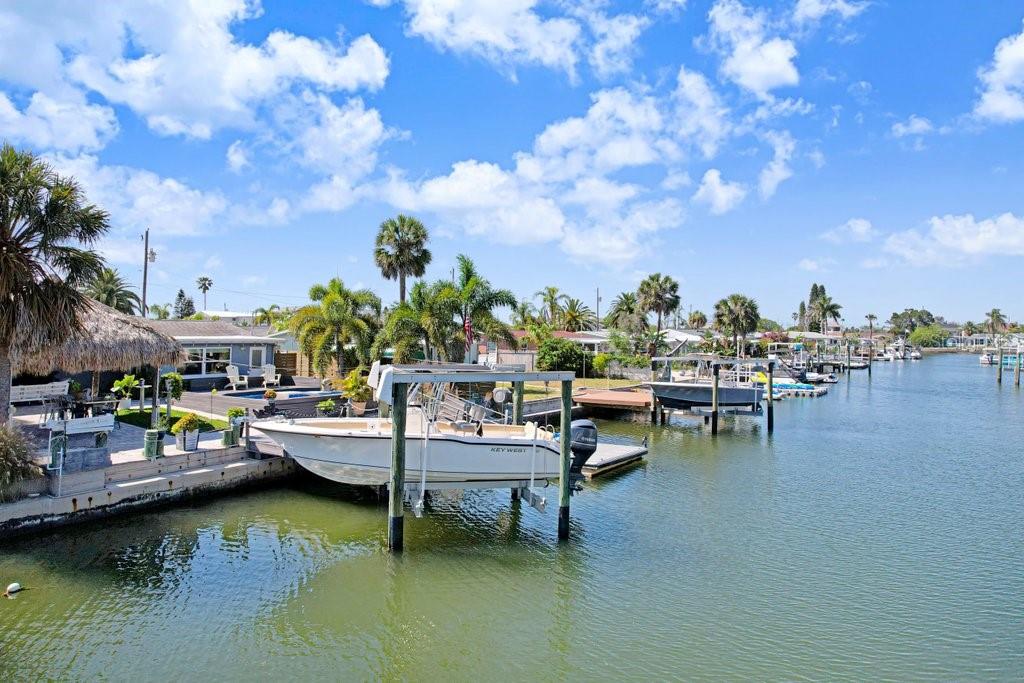 PLEASURE ISLES - Residential