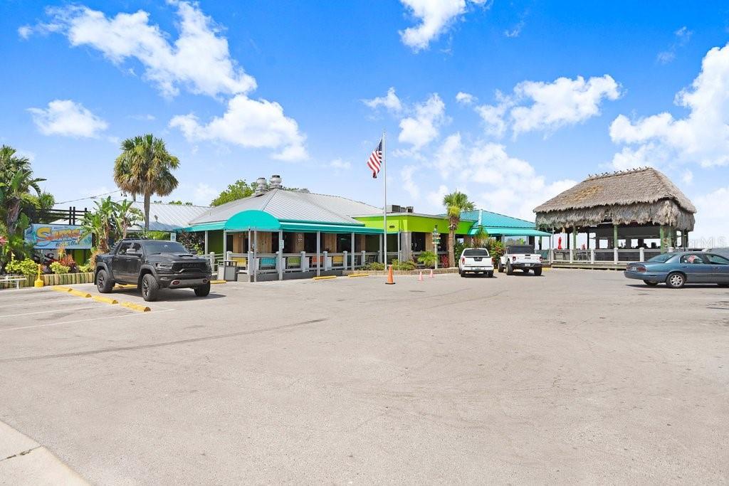 PLEASURE ISLES - Residential