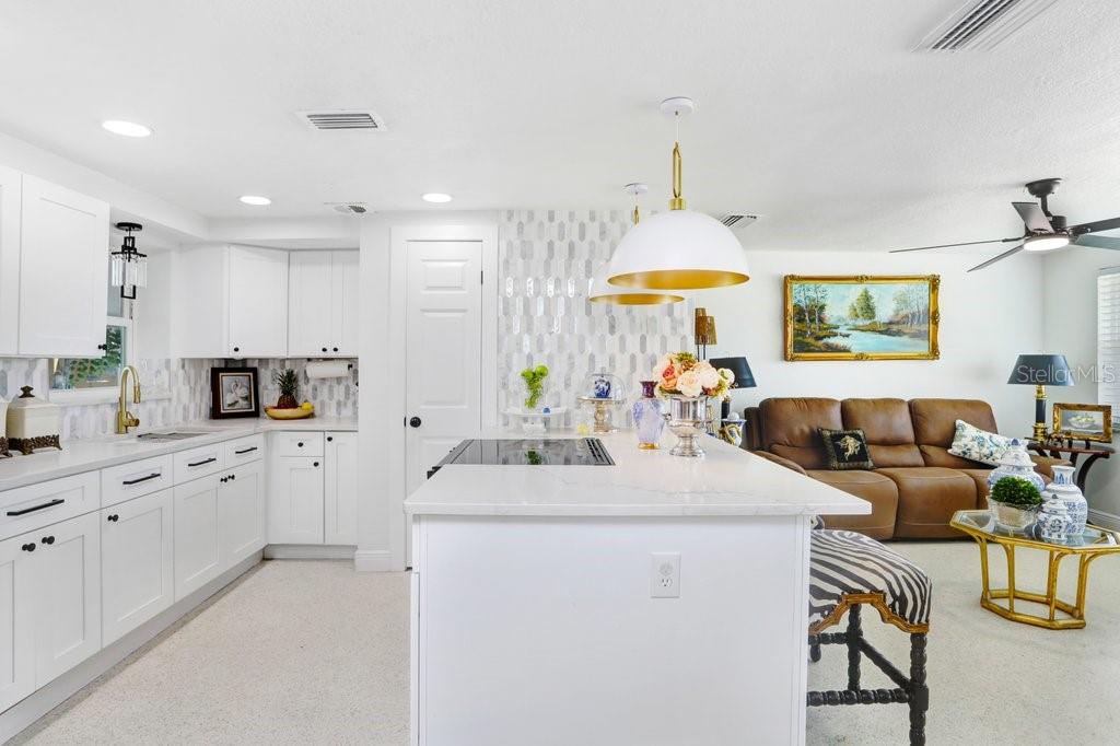 PLEASURE ISLES - Residential