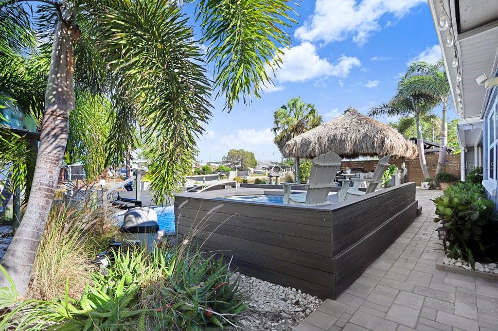 PLEASURE ISLES - Residential