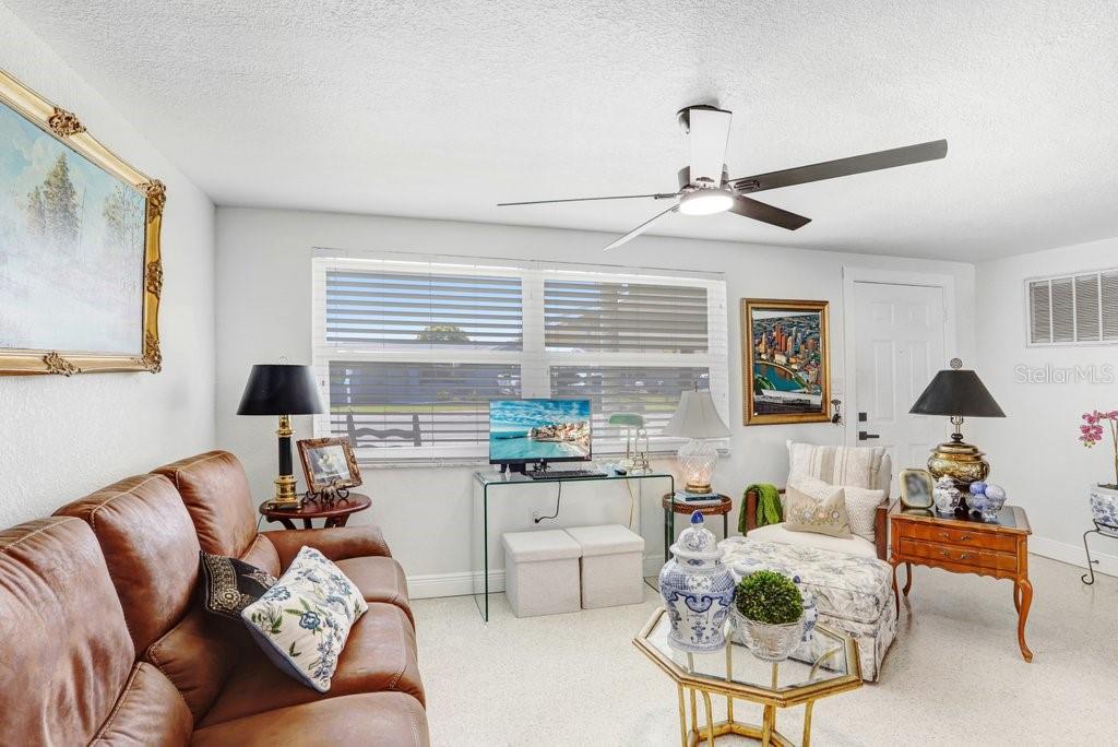 PLEASURE ISLES - Residential