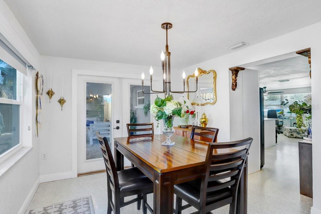 PLEASURE ISLES - Residential