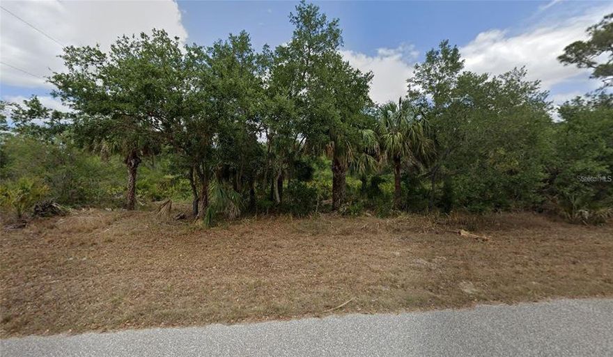 Dreaming of crafting your ideal residence, tailored to every desire? Look no further than this exceptional 0.23 acres vacant lot, poised in a prime location and ready to become your blank canvas. This lot presents a rare opportunity to build your dream estate, precisely as you envision it.