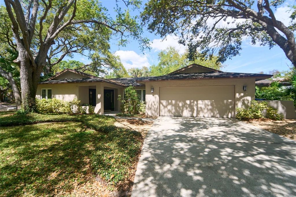 Photo of 2262 Willowbrook Drive, Clearwater, FL 33764 (MLS # TB8484560)