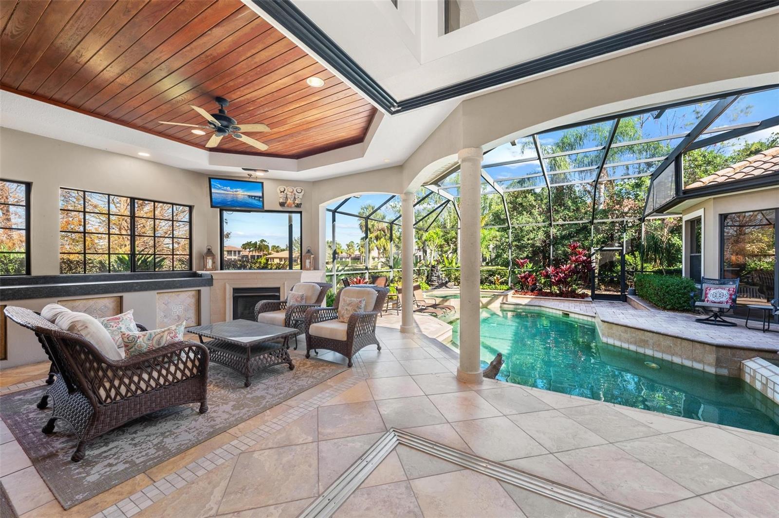 LAKEWOOD RANCH COUNTRY CLUB - Residential