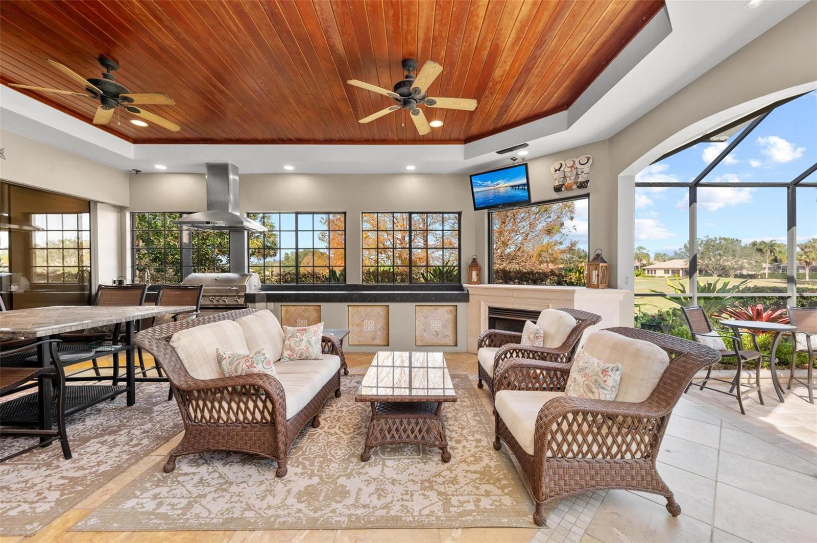 LAKEWOOD RANCH COUNTRY CLUB - Residential